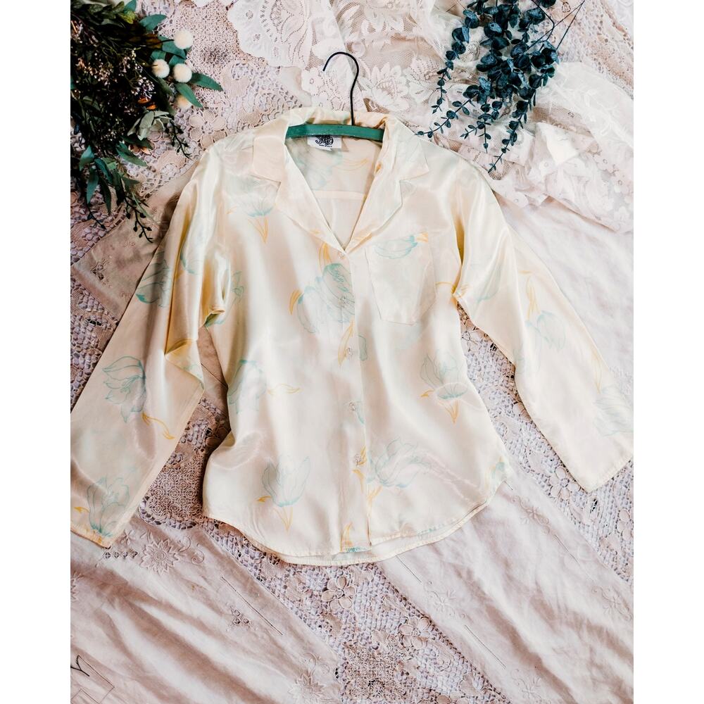 Vintage 70s Satin Floral Nightshirt, Cream Lingerie Pajamas, Longsleeved, SOHO L